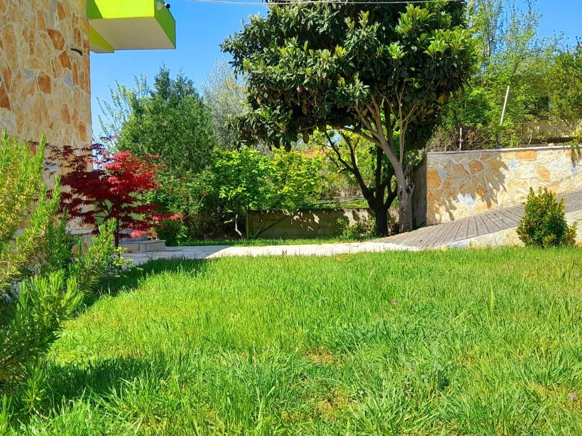 Cortina House Berat Appartement Kuçovë Buitenkant foto